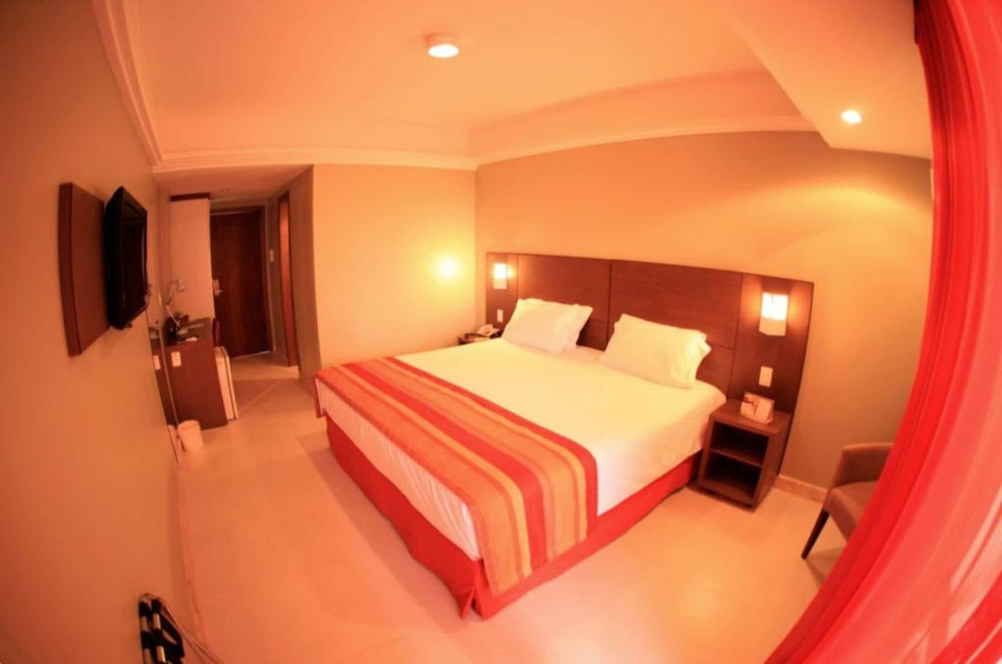 Hotel Aquarios 4*