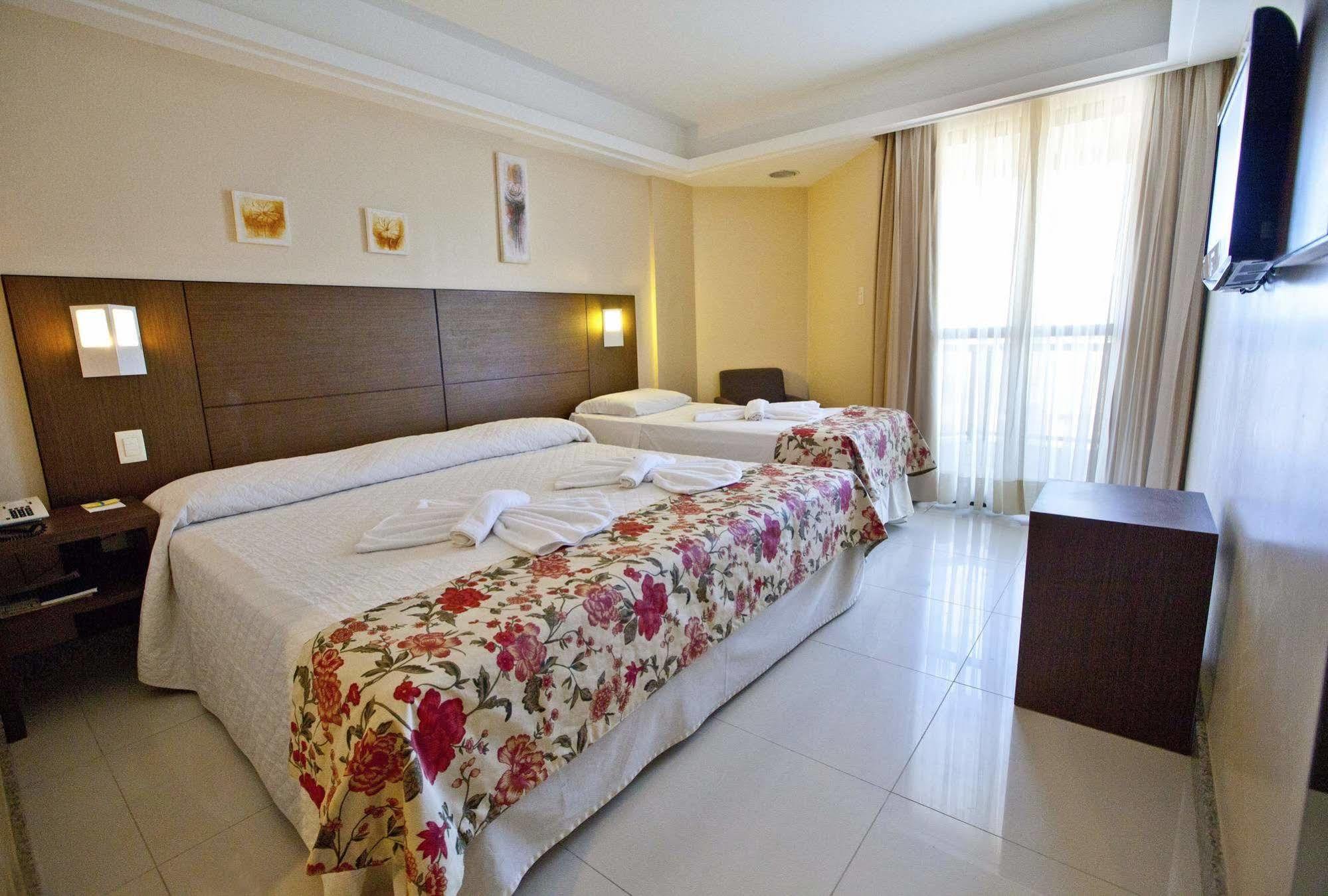 Aquarios Hotel 4*
